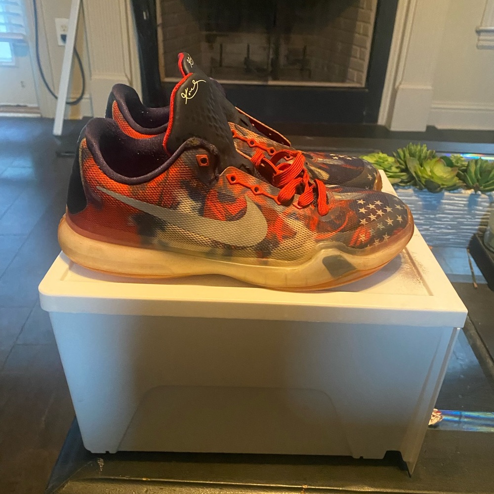 Kobe 10- sz 5.5Y
